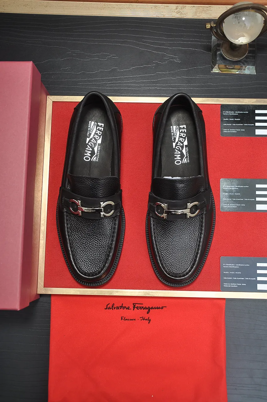 Men's men's shoes 💰520💶[Ferragamo/Ferragamo] (high-end Niuli) New 🍀 Ferragamo* - top version Ferragamo's classic formal leather shoes! Made of imported original cowhide, the inner top layer is comfortable cowhide lining! Original wear-resistant rubber outsole! High quality products! Code number 38-44!